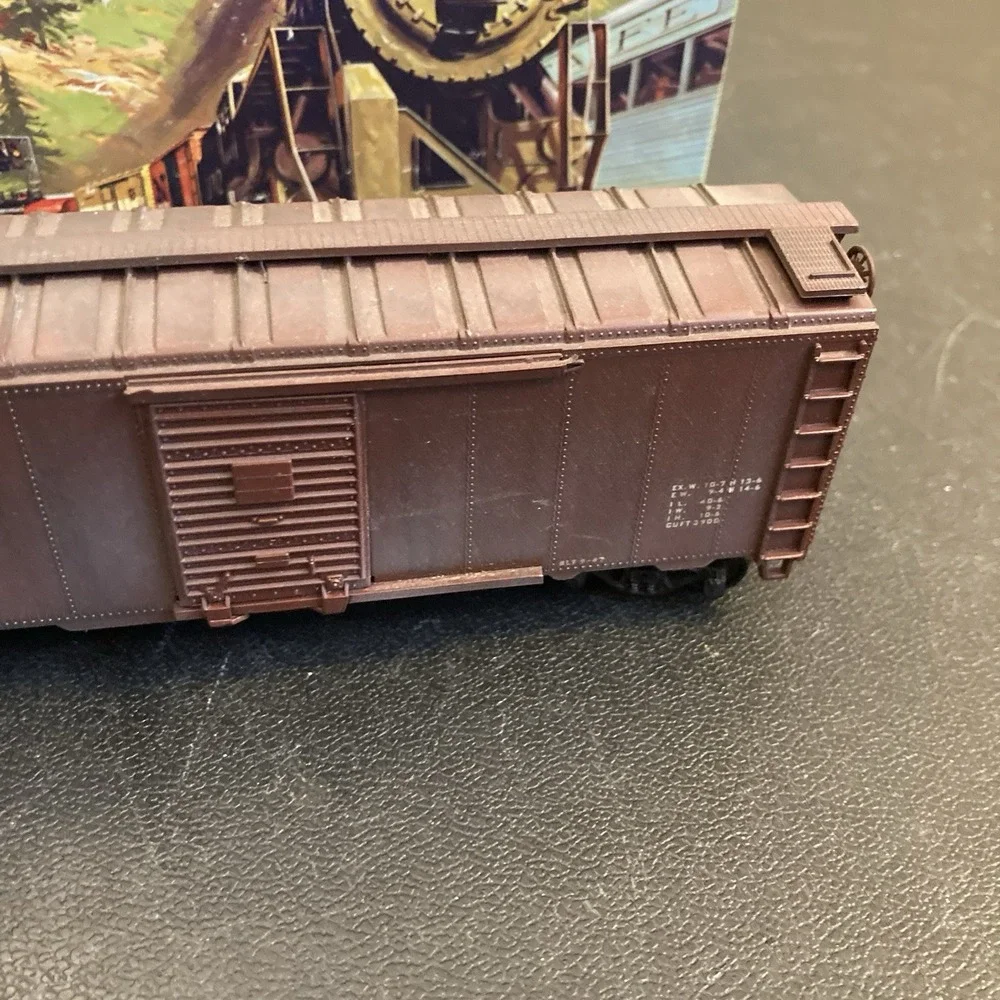 HO Scale Canadian Pacific‎ CP 47103 Box Car Train Railway Single Door Weathered